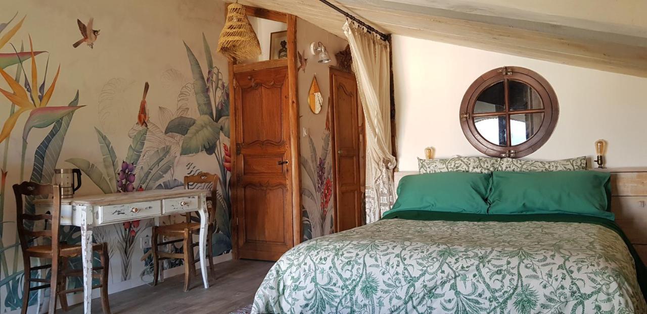 Bed and Breakfast La Boheme Charols Zewnętrze zdjęcie